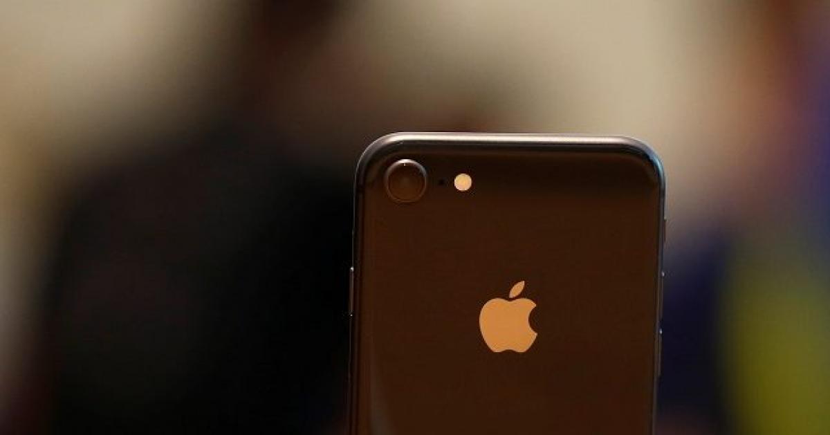 Chinese state media report bloated battery in Apples iPhone 8